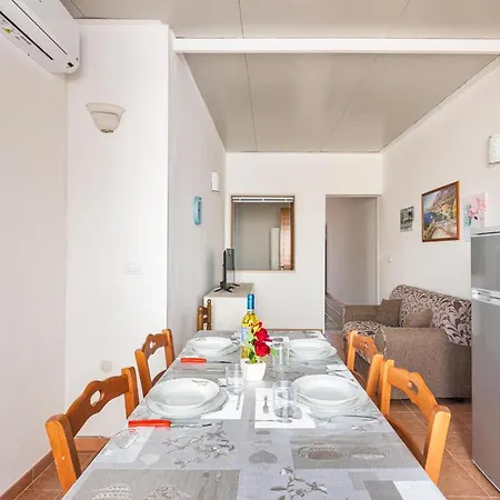 Holiday home Villino Seremar By Barbarhouse Torre Lapillo